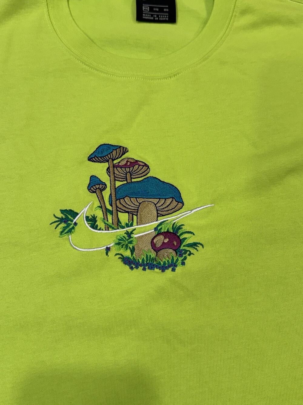 Nike Shirt Mens 2XL Rare Neon Green Sportswear Mushroom Embroidered Crew Neck - Picture 1 of 12